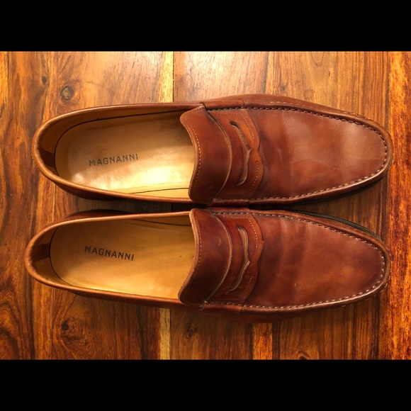 magnanni penny loafer